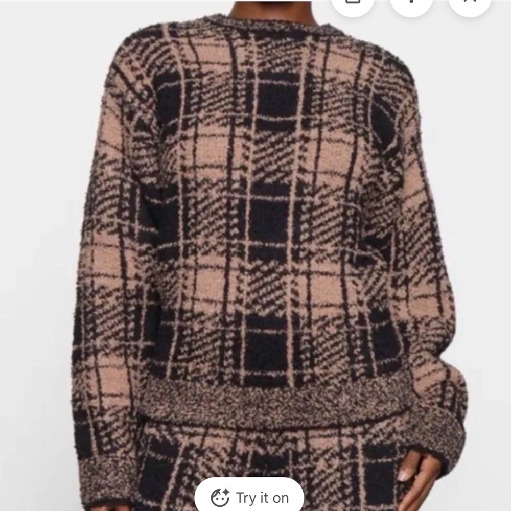 SKIMS SWEATER